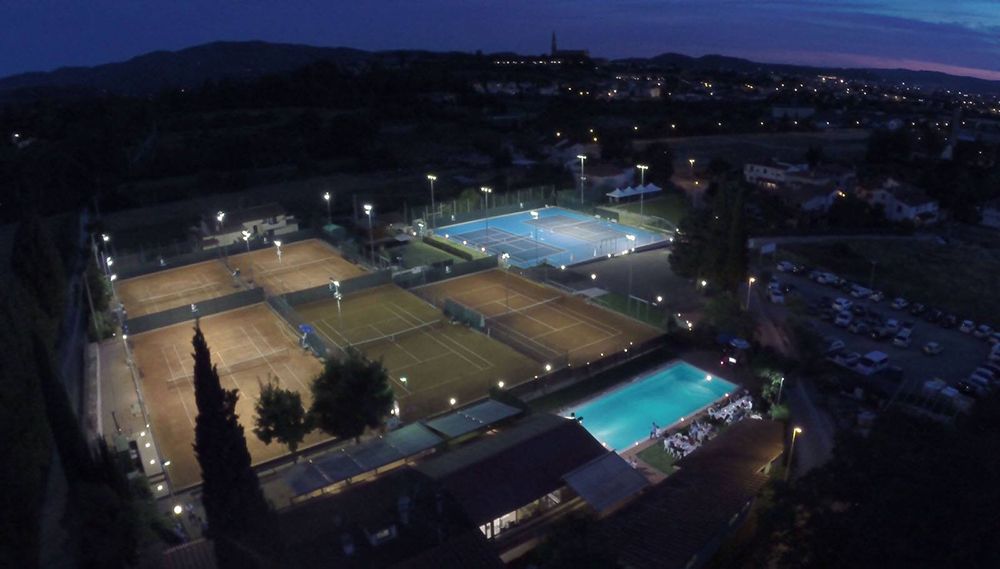 L’Arezzo Tennis School investe sui ragazzi “Agevolazioni Economiche per Allenamenti e Alloggi
