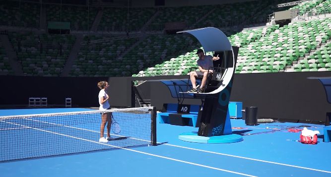 Video del Giorno: All'Australian Open arrivano le "scale mobili" per i Giudici di Sedia