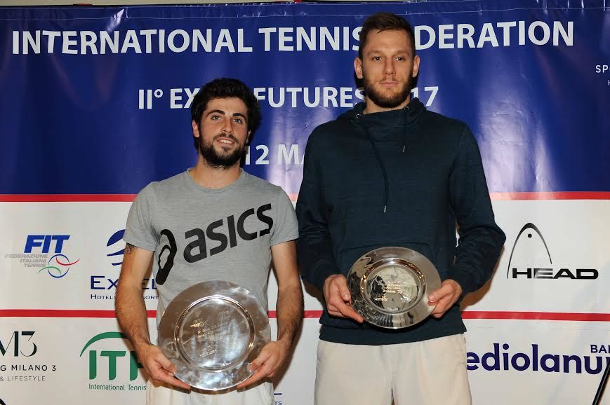 La premiazione dell'Excel Futures 2017: da sinistra, il vincitore Alessandro Bega e il finalista Viktor Galovic - Foto Francesco Panunzio