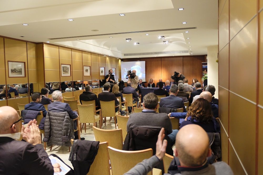 Bergamo si fa bella per l'edizione numero 13. Prima wild card a Thiemo De Bakker