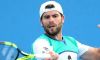 Simone Bolelli supera Baker al primo turno degli Australian Open dopo una maratona di quasi quattro ore