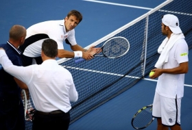 Un momento delle proteste di Simone nel match contro Robredo