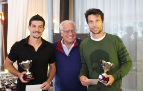 Il vincitore del torneo di pre-qualificazioni maschile Walter Trusendi (primo a destra), con il patron del Quanta Club Umberto Quintavalle e il finalista Alberto Brizzi (foto Quanta Club)