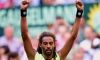 Insulti razzisti verso Dustin Brown