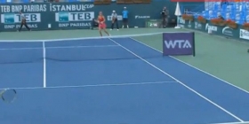 Questo il video dell'erroe del Giudice di Sedia nel match di <strong>Francesca Schiavone ad Istanbul.</strong>