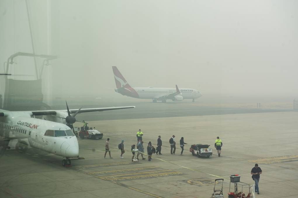 La situazione all'aeroporto di Canberra (Dion Georgopoulos - CanberraTimes)