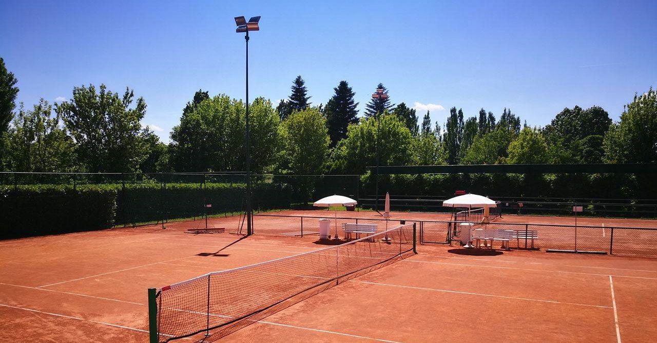 Il Tennis Villa Carpena (Forlì) nella foto