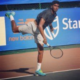Joshua Chetty nella foto