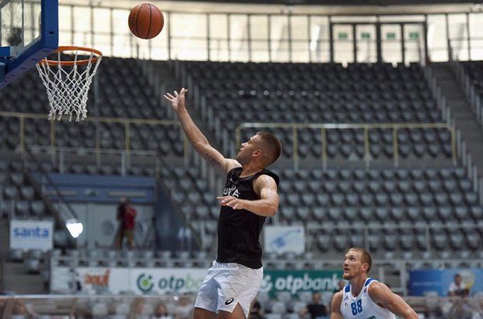 Borna Coric in azione a Zara