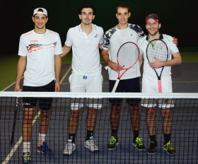 Da sinistra Filippo Schena, Marco Crugnola, direttore del torneo, Riccardo Stiglich e Michele Della Cagnoletta, protagonisti dell'esibizione di lancio sui campi di Sondrio