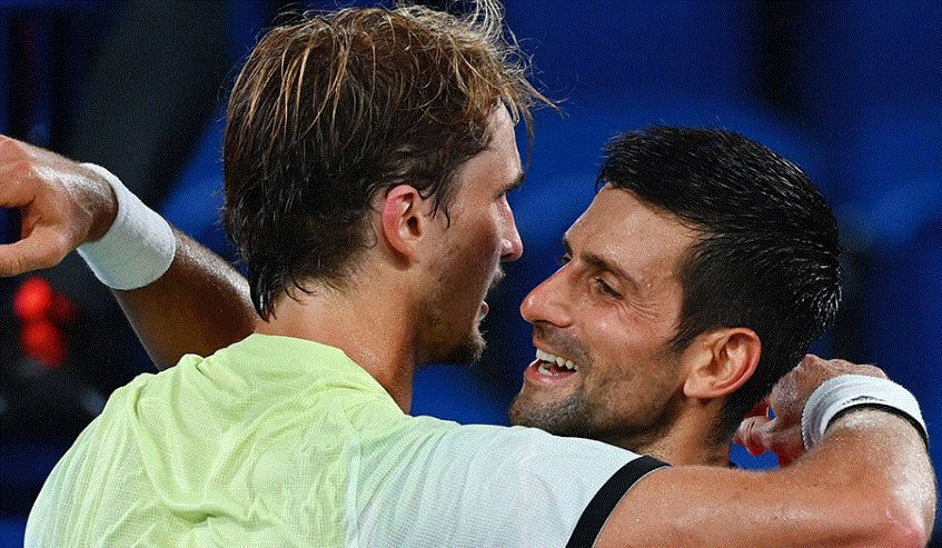 Novak Djokovic e Alexander Zverev nella foto