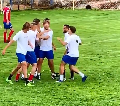 Video del Giorno: Prima il calcio del tennis per i giocatori dell'Adria Tour. Djokovic, Thiem, Dimitrov e A. Zverev in campo