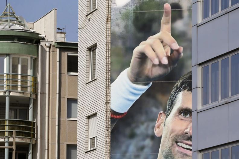 Donna Vekic difende Novak Djokovic ed intanto arrivano minacce di morte per il campione serbo