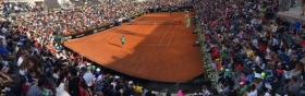 Ben 5 mila persone per vedere Federer in allenamento
