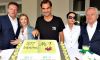 Roger Federer e la torta sbagliata del torneo di Halle