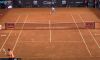 Fabio Fognini conquista il set dopo aver perso la racchetta: “Quando ho visto il replay del punto non ci potevo credere” (Video)