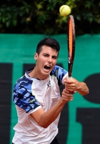 Mattia Frinzi, veneto classe 1999, è tesserato al Tc Crema ed è il migliore degli italiani al via dell'Australian Open Junior