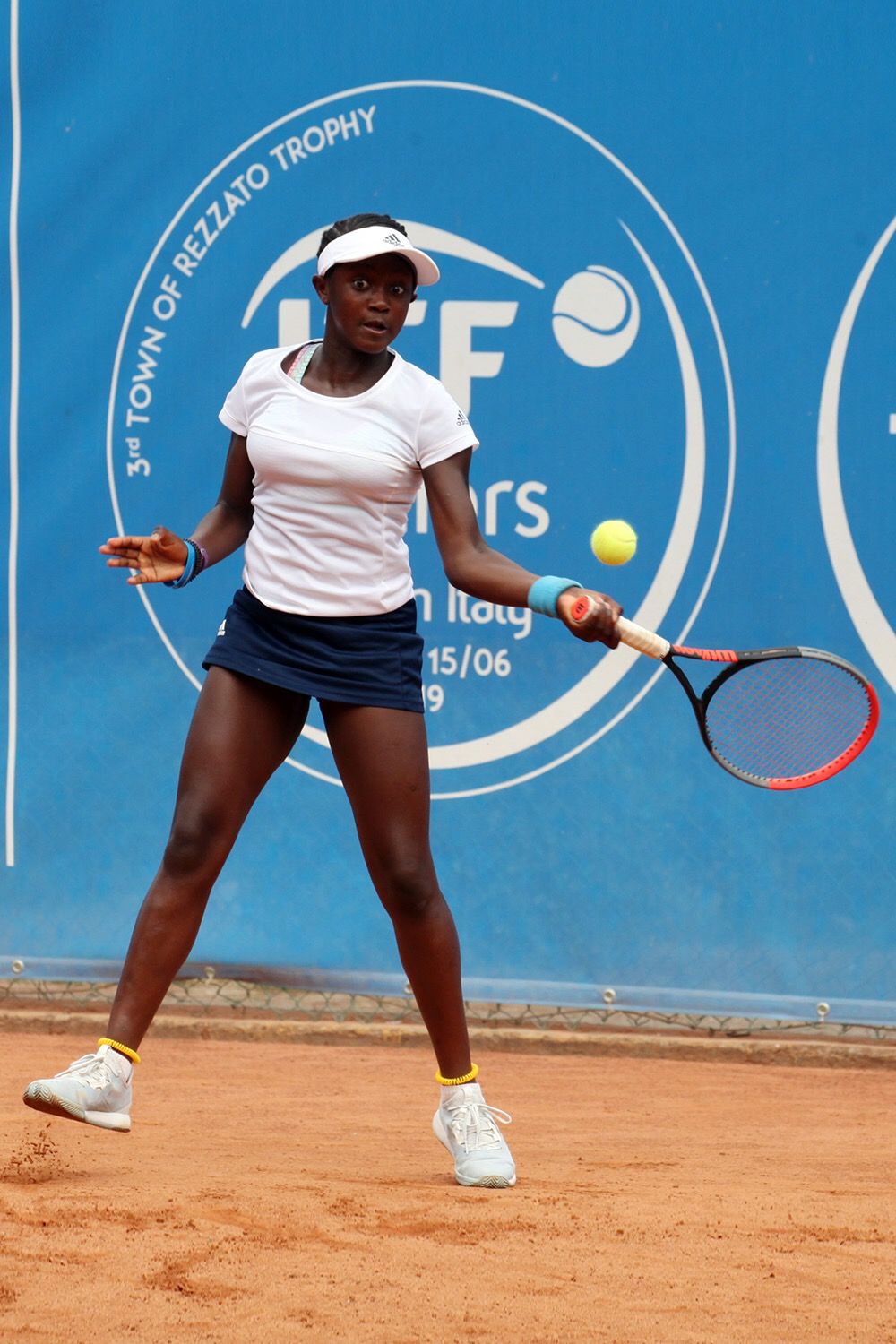 Hephzibah Oluwadare, londinese classe 2007, ha vinto singolare e doppio nel duello fra Gran Bretagna e ItaliaOk