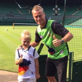Il figlio di 7 anni di Lleyton Hewitt apre un account su Twitter