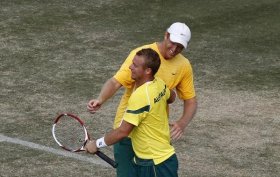 Llewton Hewitt e Guccione vittoriosi questa notte nel doppio