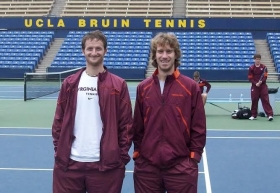 Degl'Incerti (a sinistra) con un compagno di team alla Virginia Tech