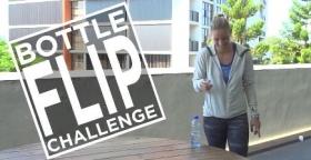 Angelique Kerber ed il Bottle Challenge