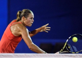 Karin Knapp classe 1987, n.52 del mondo.
