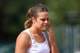Karin Knapp classe 1987