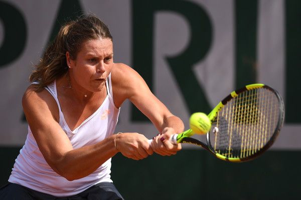 Karin Knapp classe 1987