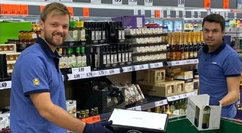 Kevin Krawietz e la scelta di lavorare al Supermercato LIDL