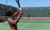 Lewis Hamilton gioca a tennis con suo padre (Video)