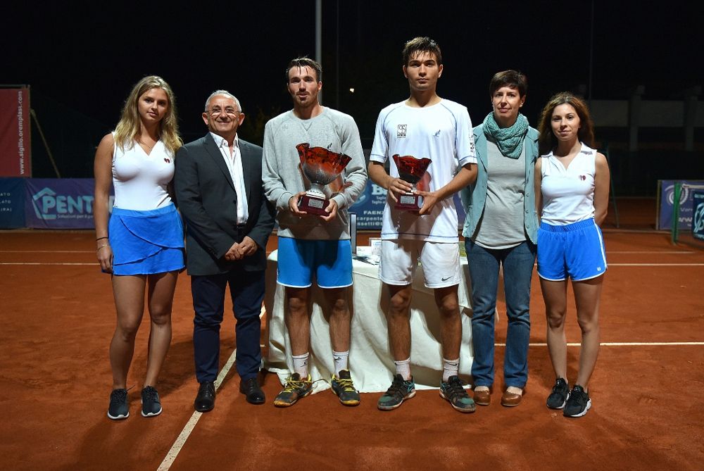 Il vinciitore e finalista