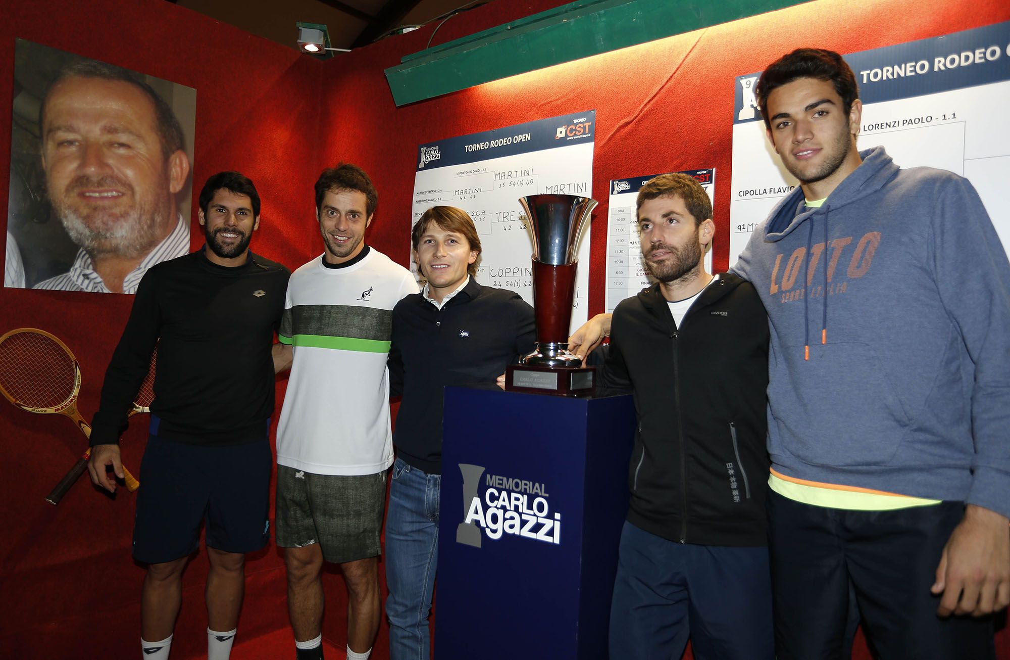i protagonisti del Memorial Carlo Agazzi - Trofeo CST arrivati al PalaIseo, da sinistra: Federico Gaio, Paolo Lorenzi, Andrea Agazzi (direttore torneo), Flavio Cipolla e Matteo Berrettini