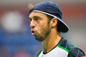 Paolo Lorenzi nella foto