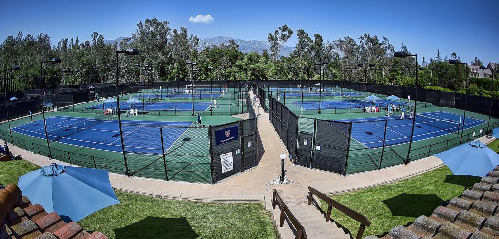 Il tennista che cerca lavoro. Corsi per l'area di Los Angeles