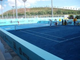 Da quest'anno, come già annunciato da diversi tempo il torneo Masters 1000 di Madrid ritornerà alla terra rossa