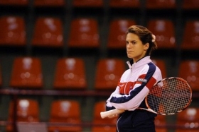 Fed Cup: Amelie Mauresmo si dimette da capitana