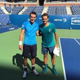 L'ironia di Leonardo Mayer