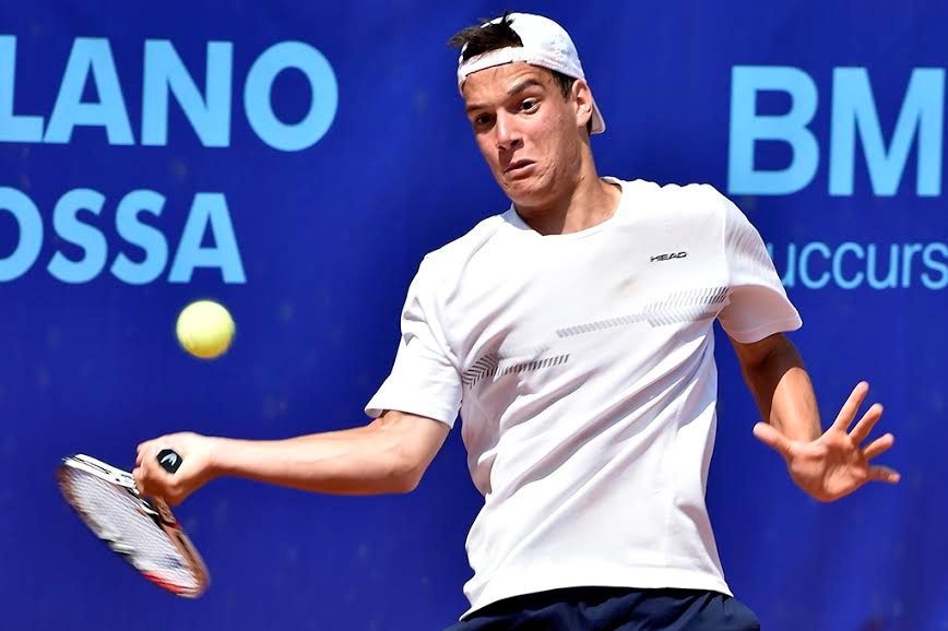 Il serbo Marko Miladinovic, finalista al 58° Trofeo Bonfiglio dopo il doppio 6-4 rifilato al californiano Oliver Crawford - Foto Francesco Panunzio