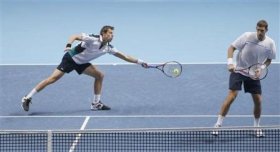 Max Mirnyi e Daniel Nestor vincitori alla Masters Cup di doppio