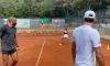Federer in campo con Thierry Henry e la figlia Myla Rose (Video)