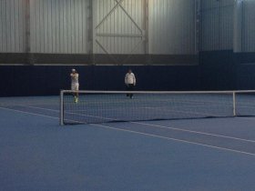 Rafael Nadal mentre si allena stamane a Manacor
