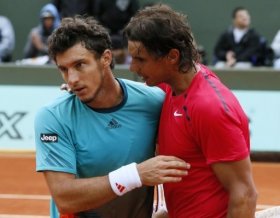 Rafael Nadal e Juan Monaco impegnati nel doppio a Vina del Mar
