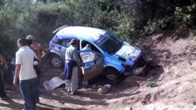 <strong>David Nalbandian</strong> è stato coinvolto in uno spettacolare incidente in auto, ma per fortuna nessuno si è fatto male.