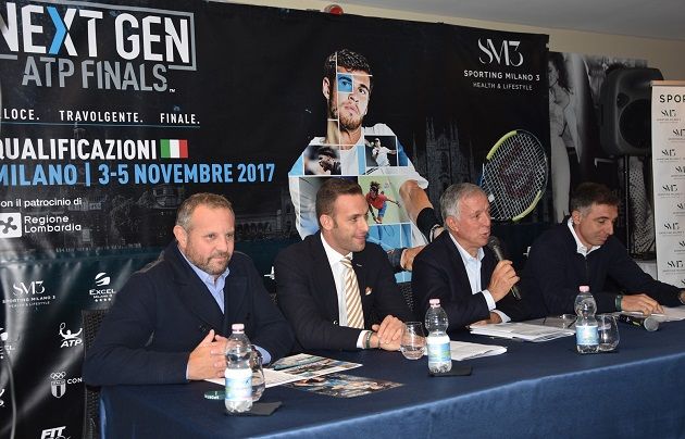 La presentazione delle qualificazioni per le Next Gen Atp Finals con, da sinistra, Dino Scaggiante ed Emanuel Stilo in rappresentanza dello Sporting Milano 3, il direttore Sergio Palmieri e l'ex davisman Stefano Pescosolido (foto GAME)