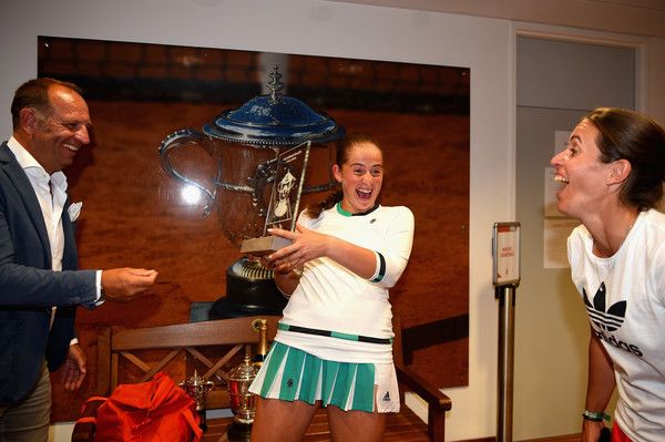 Jelena Ostapenko classe 1997 e n.12 del mondo da domani