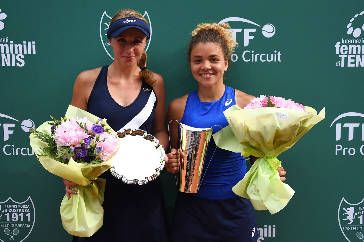 Da sinistra, Diana Marcinkevica (finalista) e Jasmine Paolini (vincitrice) - FOTO Game