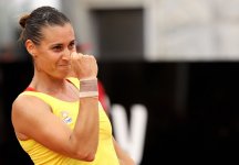 WTA Roma: Una splendida Flavia Pennetta rifila un 60 61 alla n.28 del mondo, Petra Cetkovska. L’azzurra per la seconda volta in carriera raggiunge i quarti di finale al Foro Italico. Ai quarti sfiderà Serena Williams