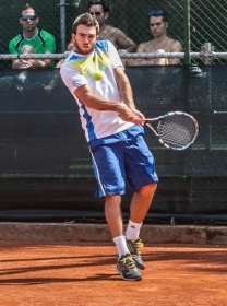 Alessandro Petrone, milanese classe 1990, è al turno finale delle qualificazioni - (foto De Matteo)
