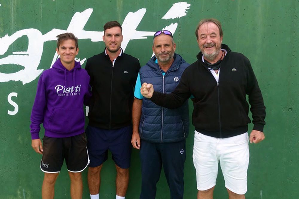 Alcuni dei nuovi arrivi nello staff del Piatti Tennis Center. Da sinistra: Lorenzo Vano, Max Phillips, Karim Perona e Riccardo Piatti
